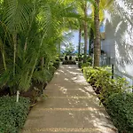 Les Rivages Apartament *